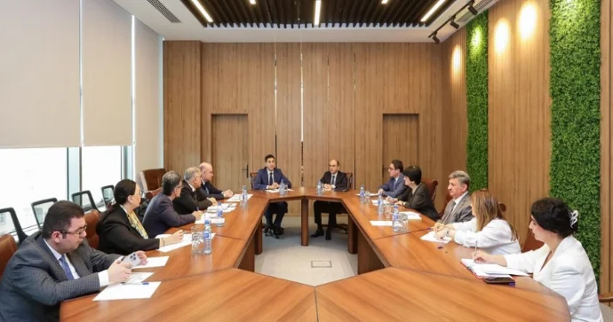 Prezident Administrasiyasının sektor müdiri İctimai Şuranın üzvləri ilə görüşüb FOTOLAR