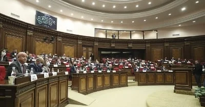 Deputatlar qeydiyyatdan imtina etdi: İclas kəsildi