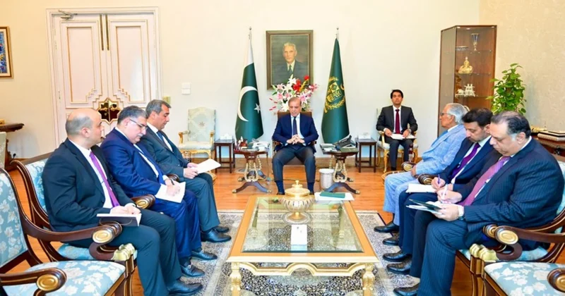 Şahbaz Şərif Pakistanla həmrəylik və dəstəyə görə Azərbaycana təşəkkür edib