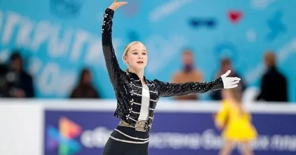 Veronika Azərbaycan pasportu aldığını təsdiqlədi