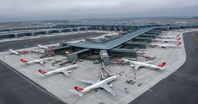 İstanbul aeroportu Avropada birinci oldu FOTO