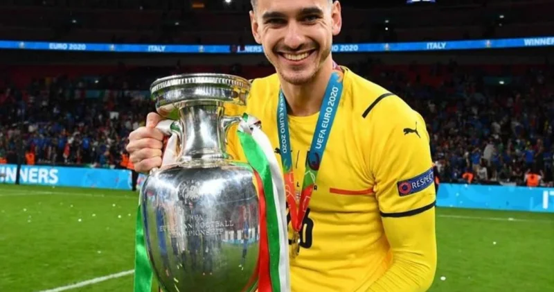 Fənərbağça İtaliya millisinin qolkiperini transfer etmək istəyir