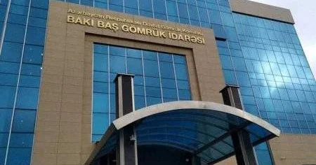 Bakı Baş Gömrük İdarəsində rüşvəti belə alıblar Fotofakt