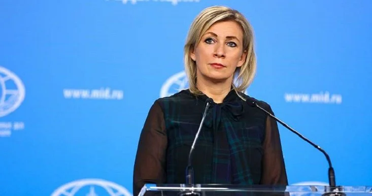 Zaxarova Rusiyanın İstanbul danışıqlarında iştirakının təfərrüatlarından yazan nəşrləri ələ salıb