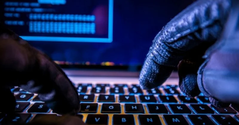 Ötən günün statistikası: Kartlardan 15 min oğurlanıb