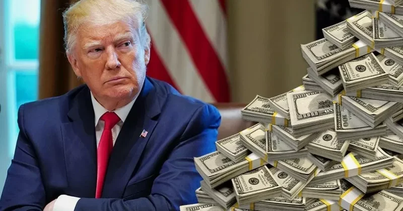 NYT: Семья Трампа заработала 2 млрд долларов За первый месяц его президентства