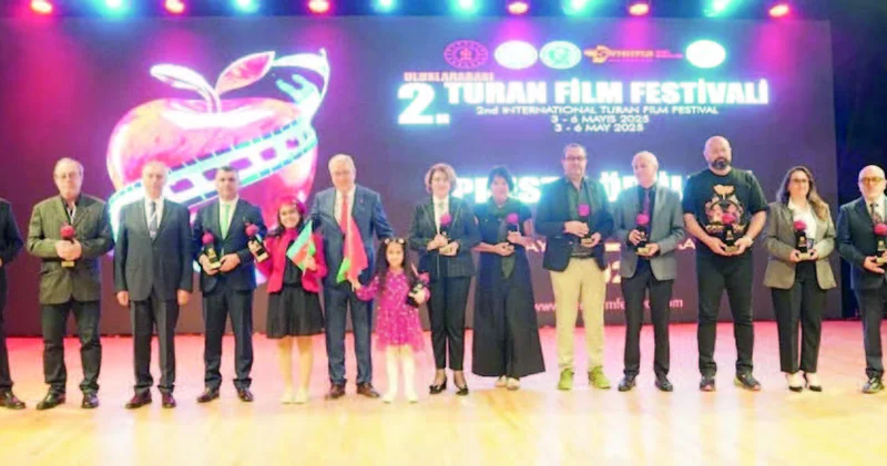 Paytaxt məktəbliləri II Beynəlxalq Turan Film Festivalında