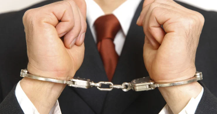 Polis idarəsinin rəisi müavini ilə birgə TUTULDU