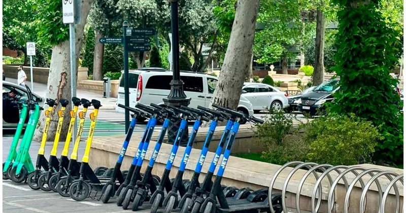 В Баку открыли сотни парковок для электросамокатов и велосипедов