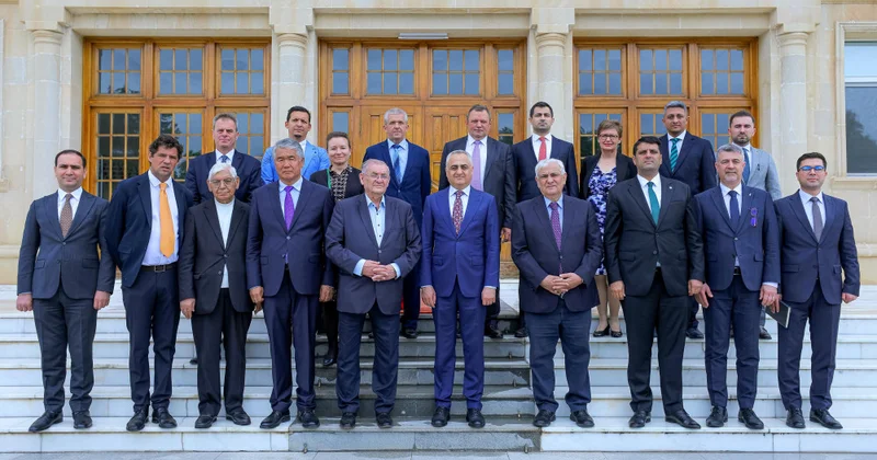 Səlahiyyətli nümayəndə Macarıstan nümayəndə heyətini qəbul edib
