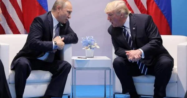 Tramp Türkiyədə Putin ilə görüşü istisna etməyib
