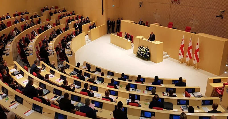 Gürcüstan parlamenti “MEGOBARI Aktı”na cavab bəyanatı qəbul edib