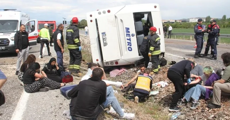 Türkiyənin Konya şəhərində sərnişin avtobusu aşıb, 13 nəfər yaralanıb