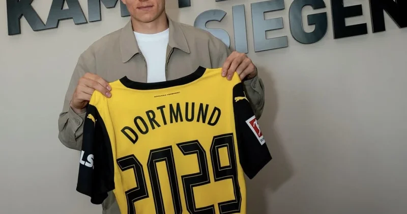 “Dortmund” isveçli futbolçunu heyətinə qatdı RƏSMİ