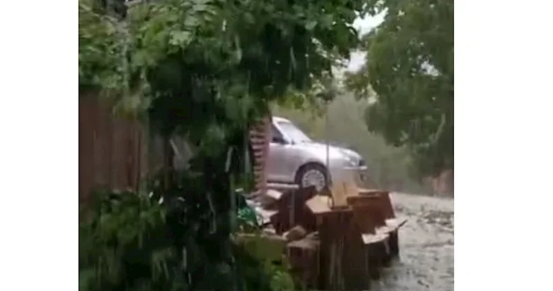 Babək rayonunun dağlıq kəndlərinə güclü dolu yağdı