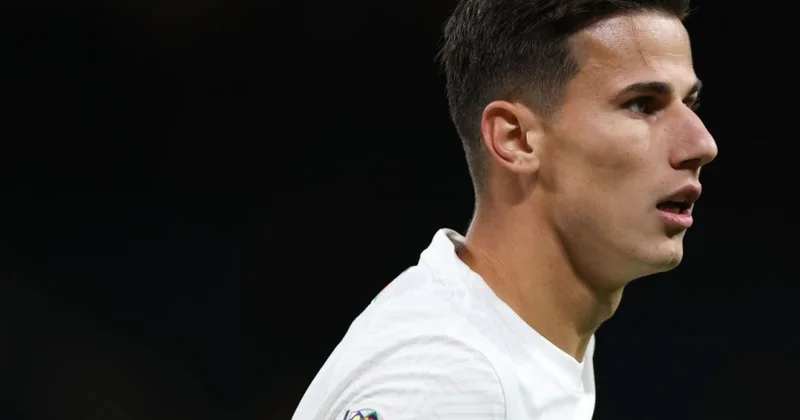Azərbaycan millisinin futbolçusuna xarici klublardan təkliflər var