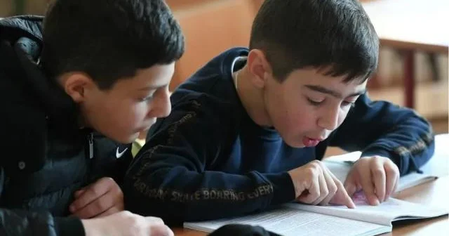 Miqrant uşaqlarının 81 faizi rus dili imtahanına buraxılmayıb...