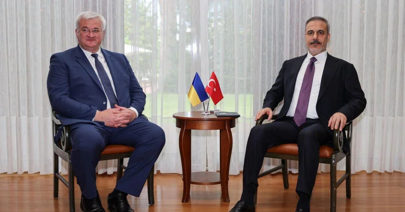 В Анталье обсудили мир: Фидан встретился с Сибигой