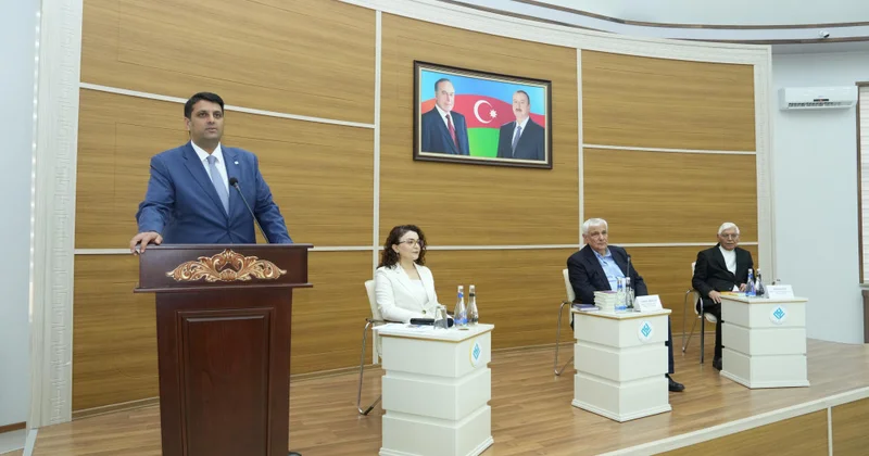 Naxçıvan Dövlət Universitetində ADU nun rektoru Kamal Abdulla və professor Rafiq Əliyevlə görüş olub