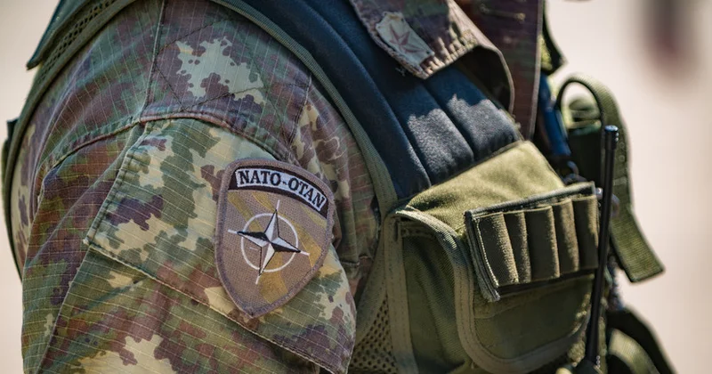 Polşa bildirir ki, NATO 2022 ci ildə Ukraynaya qoşun göndərməyi planlaşdırır