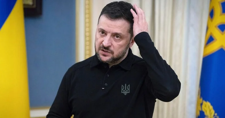 Zelenski: Rusiyanı kimin təmsil edəcəyini gözləyirəm