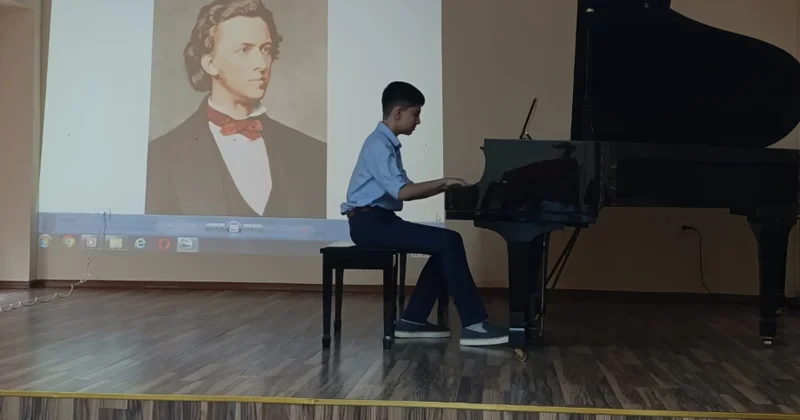 BMA nın məktəb studiyası şagirdlərinin elmi ifaçılıq konfransı