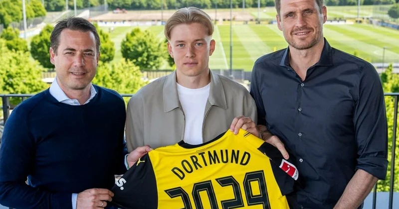İsveçli futbolçu Borussiya da