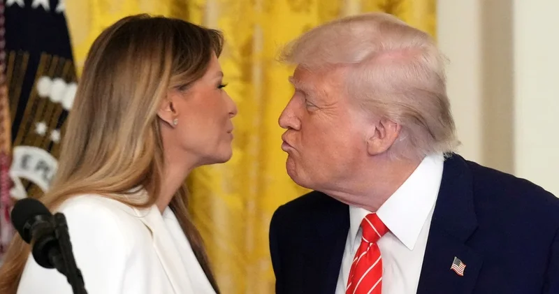 Tramp hisslərinə hakim ola bilmədi: Melaniyanı öpüşlərə qərq etdi FOTOlar