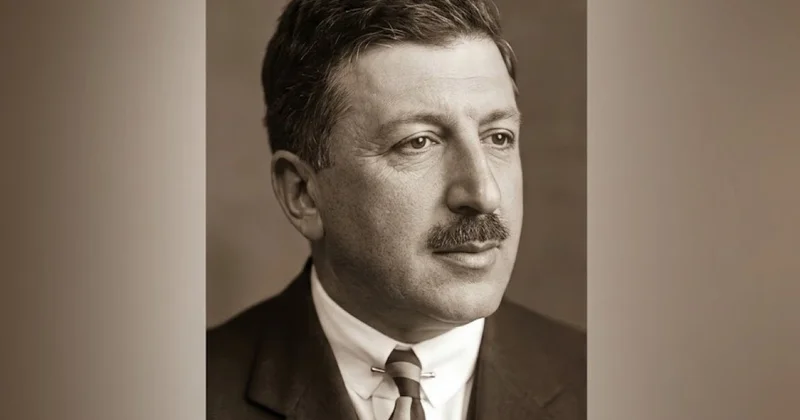 Kəndli qadın xəsis, kəndin irəli çıxanı isə acgözdür... Hüseyn Cavidin müəllimi Sofiyadan nə yazıb?