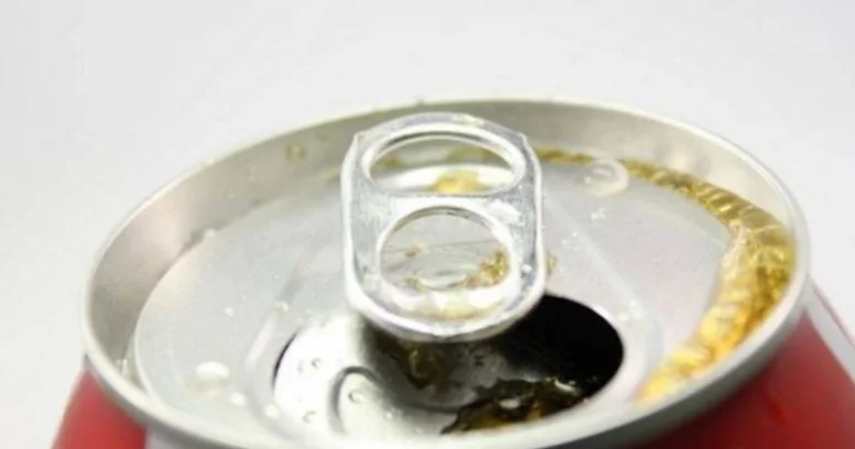 Kola qapağındakı kiçik dəliyin sirri açıldı