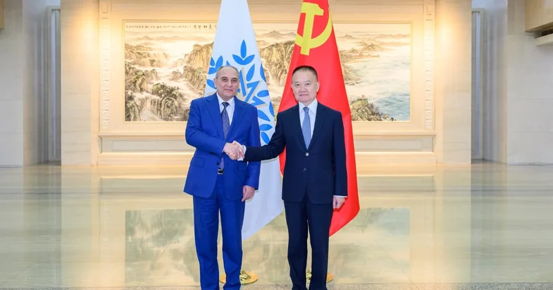 YAP ilə Çin Kommunist Partiyası arasında əməkdaşlıq məsələləri müzakirə olundu FOTO