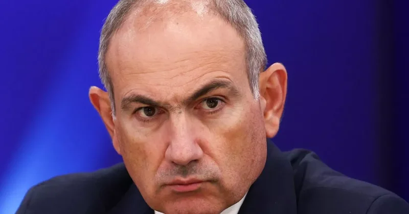 Пашинян подал в суд на Карапетяна за слова о галлюциногенных грибах