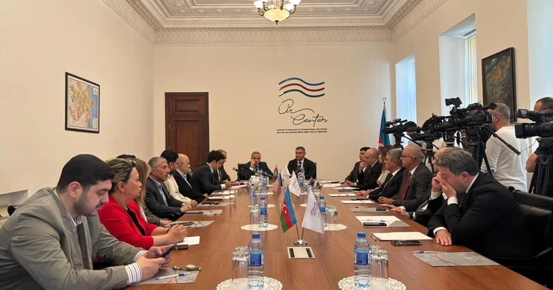 Azərbaycana təhdidlər var ekspertlər dəyirmi masada toplaşdı