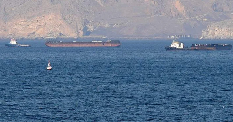 Возможно, атака беспилотника: индийское судно затонуло в Ормузе