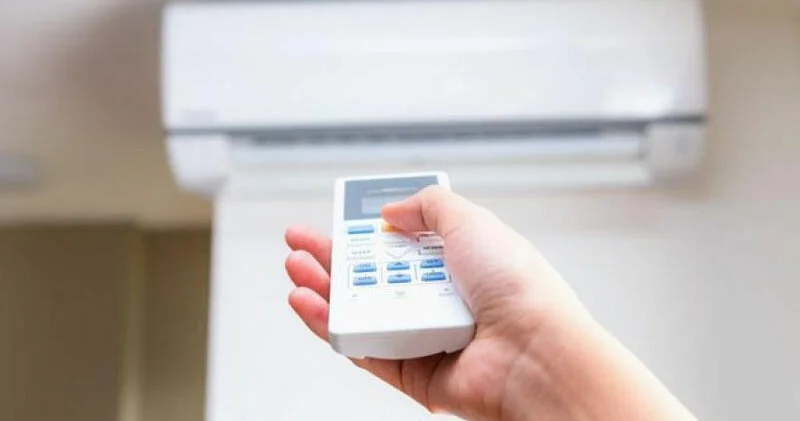 Kondisioneri qoşmazdan əvvəl bu düyməni basın: İşıq pulu yarıbayarı azalır