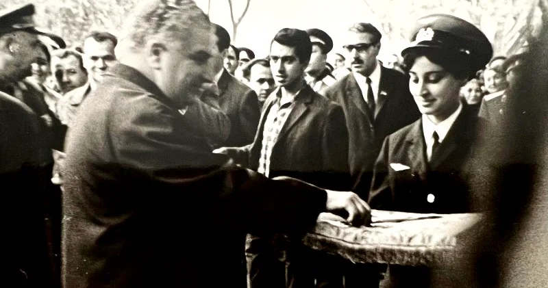 Bir şəklin tarixçəsi: Vəli Axundovun kəsdiyi lent Bakıya yeni dövr gətirdi