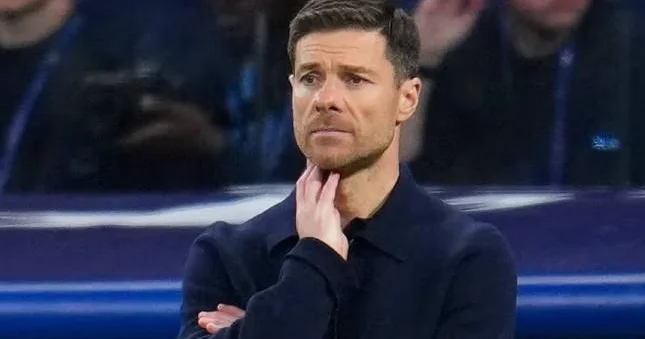 Alonso Çelsi dən zəmanət tələb edib