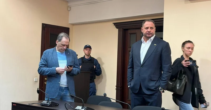 Kiyevdə şok həbs Andrey Yermak dəmir barmaqlıqlar arxasında
