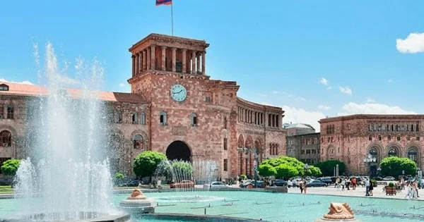Rusiyadan Ermənistana səfər edən vətəndaşlarına XƏBƏRDARLIQ
