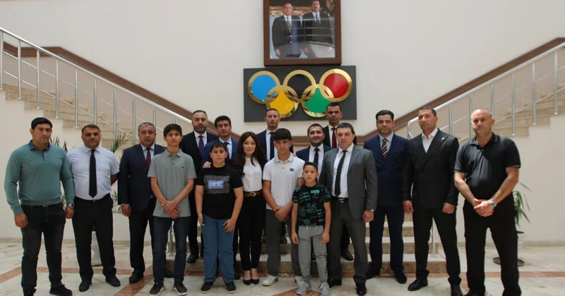 Naxçıvanda bir qrup yeniyetmə paralimpiyaçı və məşqçi ilə görüş olub