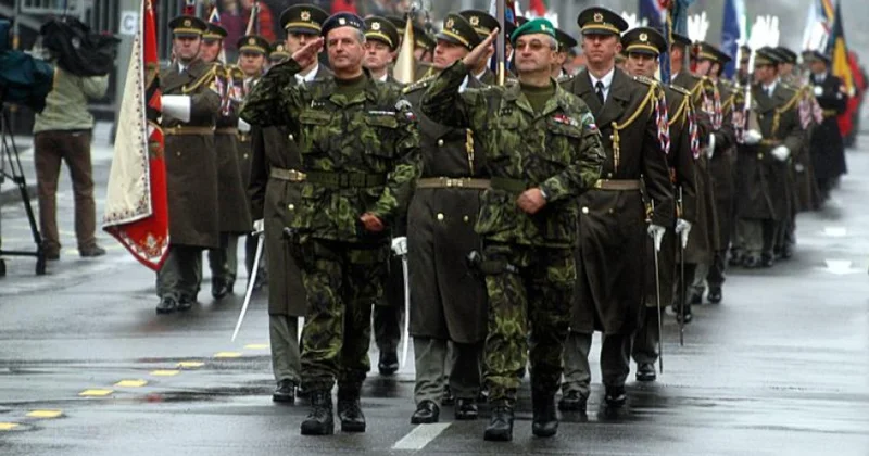 Praqa NATO nun büdcəsinin artırılması tərəfdarıdır