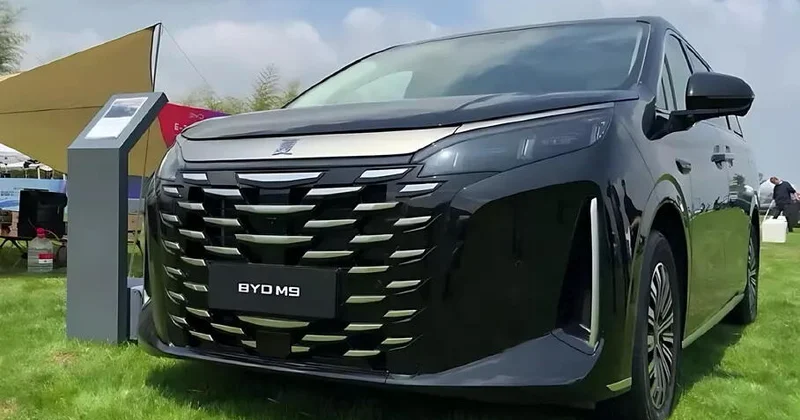 Большой минивэн BYD будут продавать за пределами Китая ФОТО