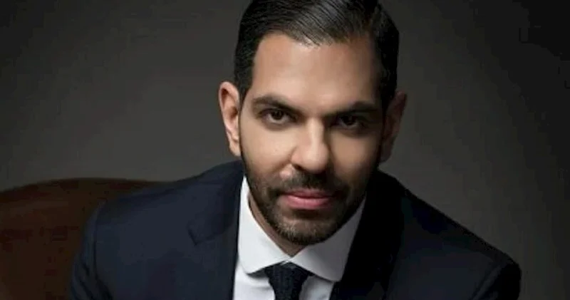 Milyarder Sanjay Kapur dünyasını dəyişdi Arı udmuşdu