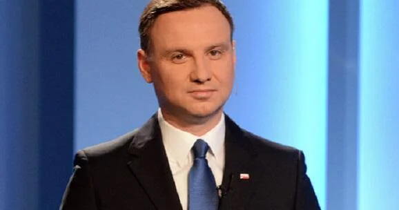 Duda İran İsrail gərginliyinə görə Sinqapurda qaldı