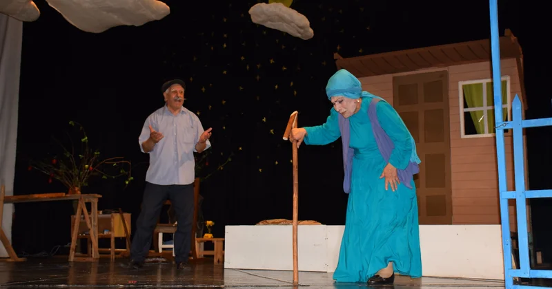 Mingəçevir teatrı sənətsevərlərə yeni tamaşa təqdim edib