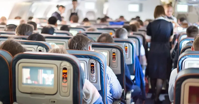 Ryanair təyyarədə asayişi pozanlar üçün yeni cərimə tətbiq etdi