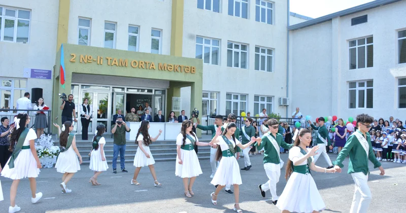Şamaxı şəhər 2 nömrəli məktəbdə “Son zəng” çalınıb