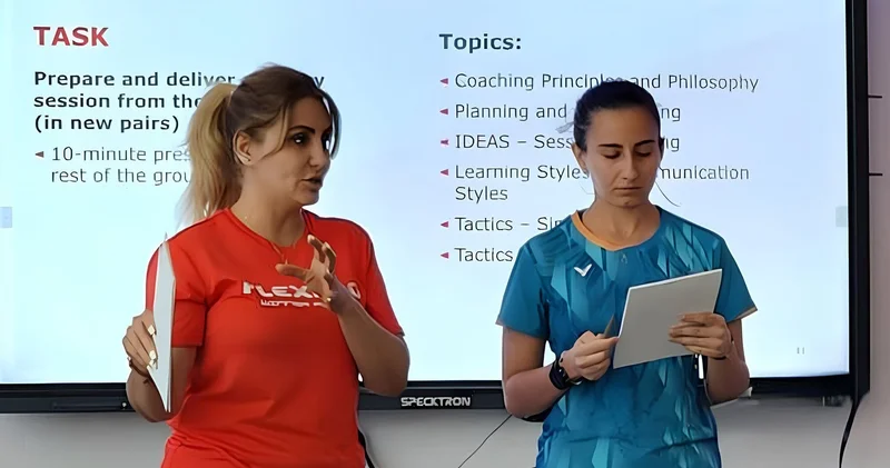 Badminton məşqçimiz Dubayda beynəlxalq kursda FOTO