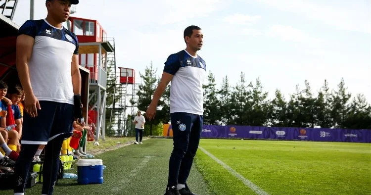 Futbolçularım xarakter nümayiş etdirdilər Qazaxıstan yığmasının baş məşqçisi Azərbaycanla oyun haqda