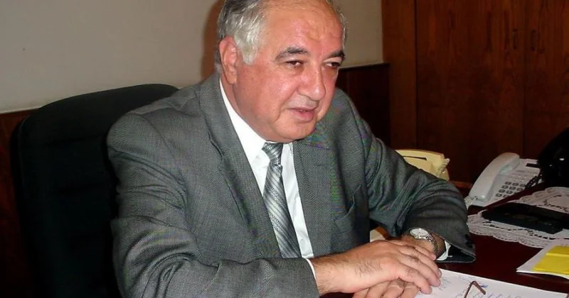 Hamıdan çox ürəyimə ərk etmişəm... Hidayət Orucovun şeirləri